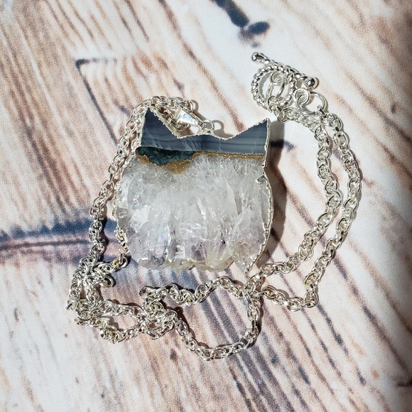 Numinous Jewelry - Cat Crystal Druzy Agate Necklace